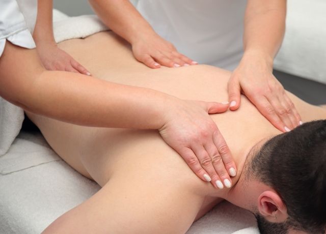 massagem-a-quatro-mãos-meier-rj